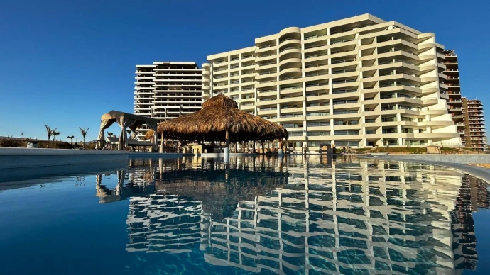 Club de playa culminado